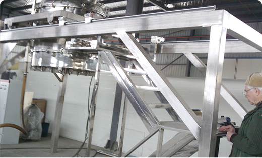 Custom-designed vacuum mixing unit for UK user